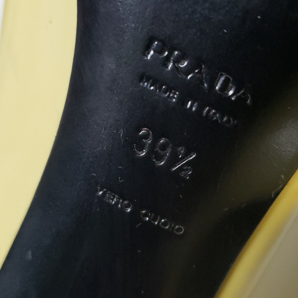 PREVIOUSLY LISTED! Prada peep toes size 39.5 - Picture 7 of 12